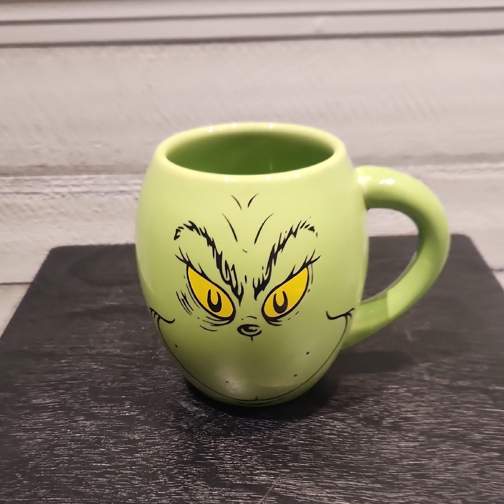 EUC Dr. Seuss Merry Grinchmas Grinch Face Green Coffee/Tea Mug